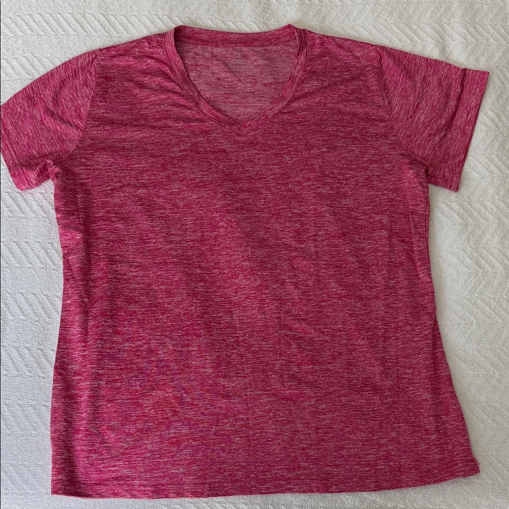 Heathered V-Neck Short Sleeve workout Tee in Raspberry Pink